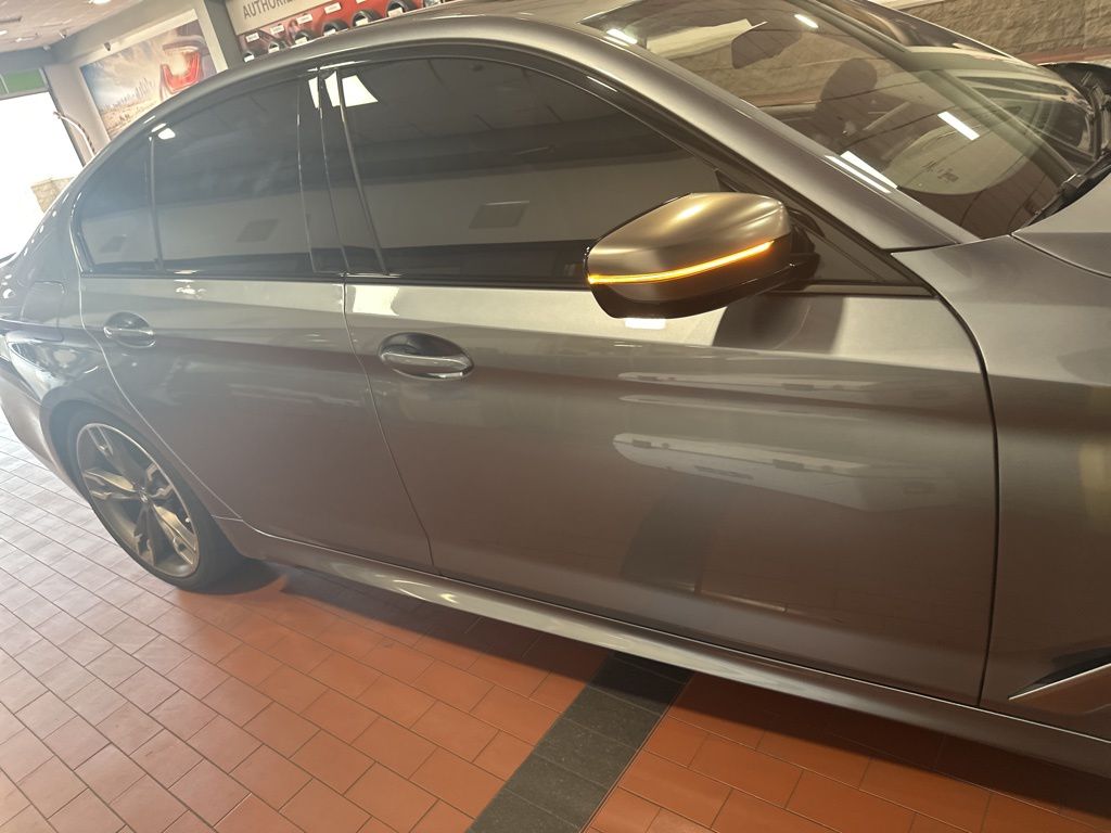 Thumbnail: 2020 BMW 5 Series - 4