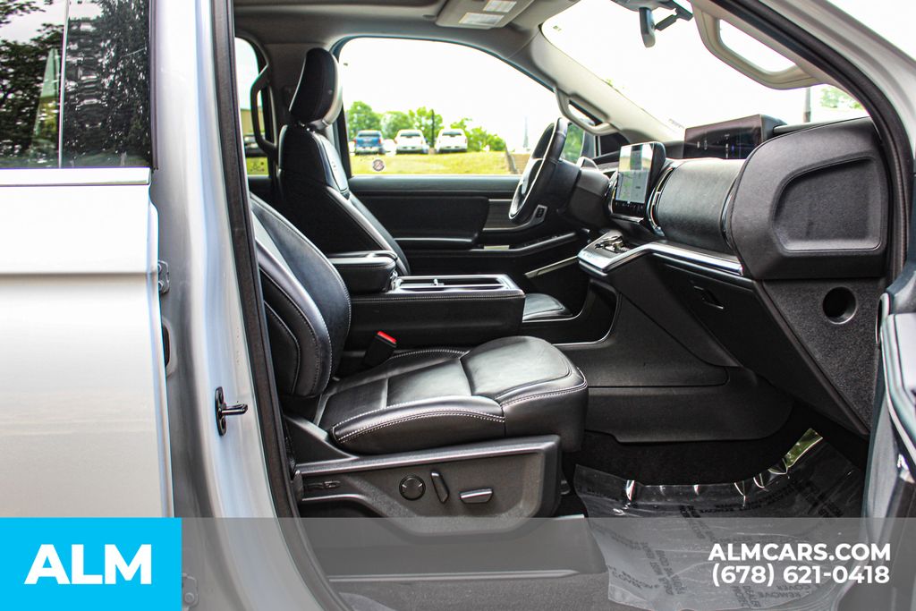 Used 2025 Silver Ford Platinum image 23