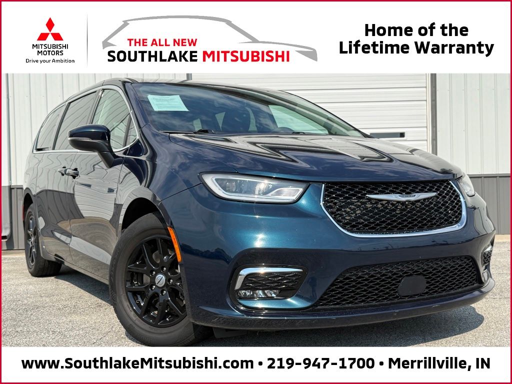 Fathom Blue Pearlcoat 2023 Chrysler Pacifica Minivan Front-Wheel Drive 9-Speed Automatic