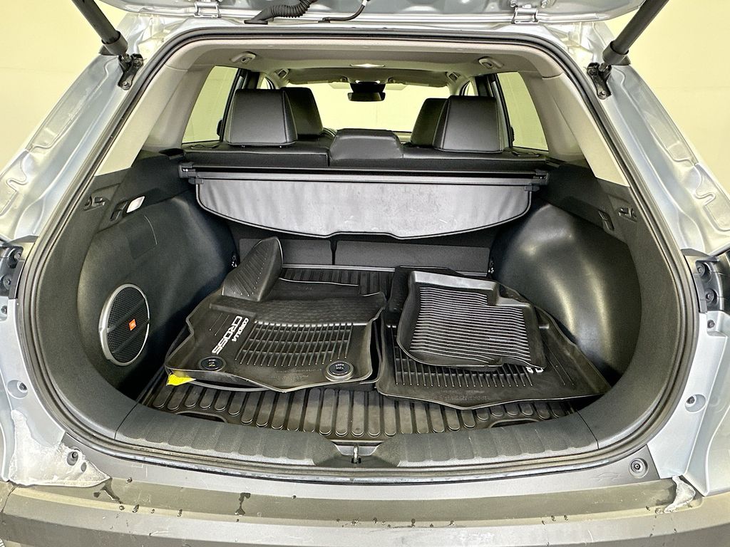 Thumbnail: 2023 Toyota Corolla Cross - 27