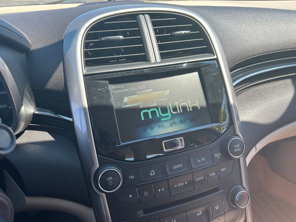 Thumbnail: 2014 Chevrolet Malibu - 28