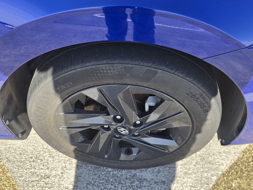 2023 Hyundai Elantra - $20,130