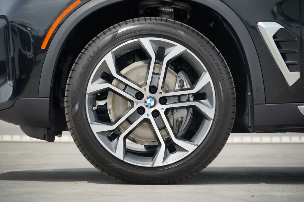 Thumbnail: 2026 BMW X5 - 5
