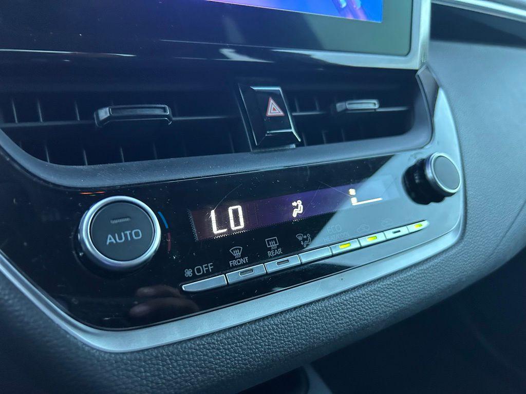 Thumbnail: 2023 Toyota Corolla - 20