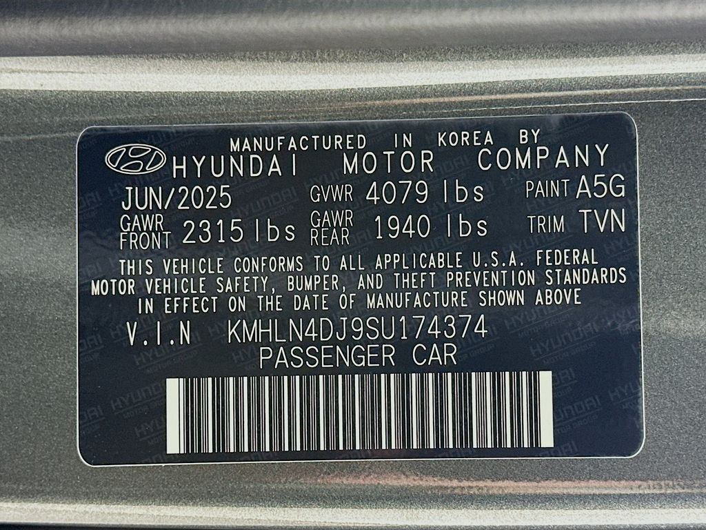 Thumbnail: 2025 Hyundai Elantra - 23