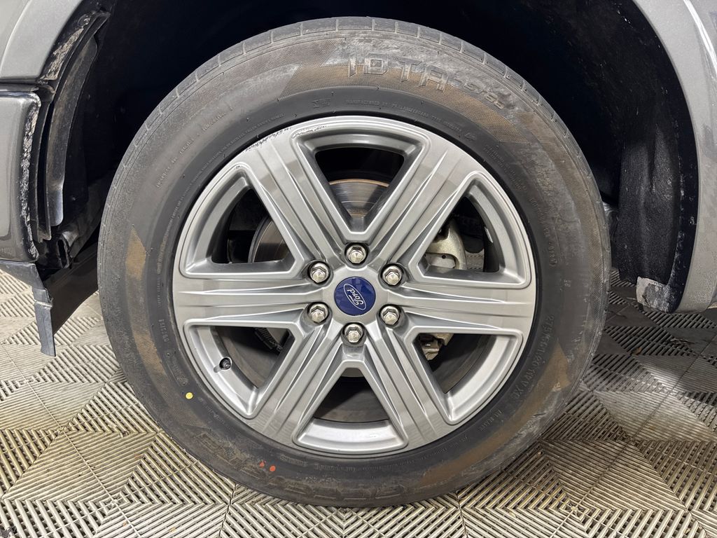 Used 2019 Gray Ford Lariat image 13