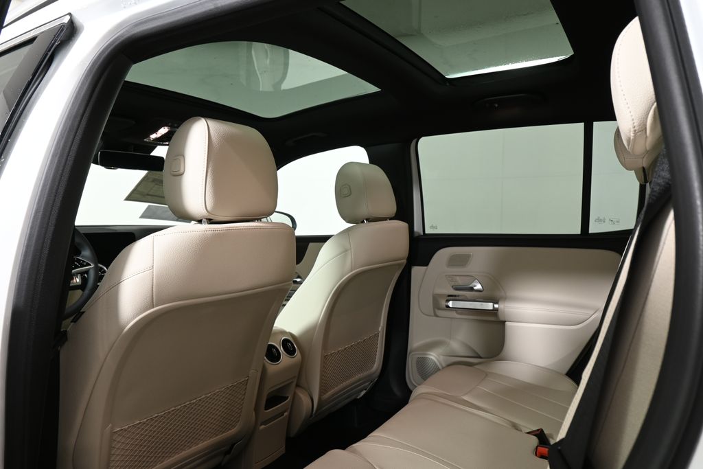 Thumbnail: 2026 Mercedes-Benz GLB - 25