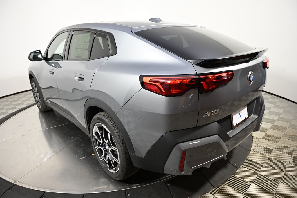 2025 BMW X2 xDrive28i 3