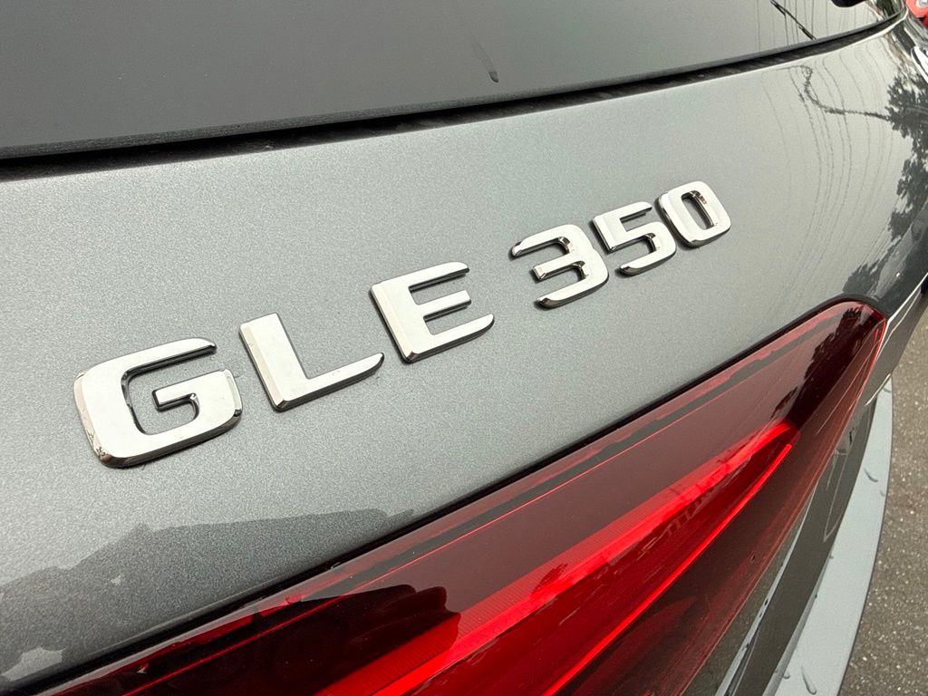 Thumbnail: 2026 Mercedes-Benz GLE - 9