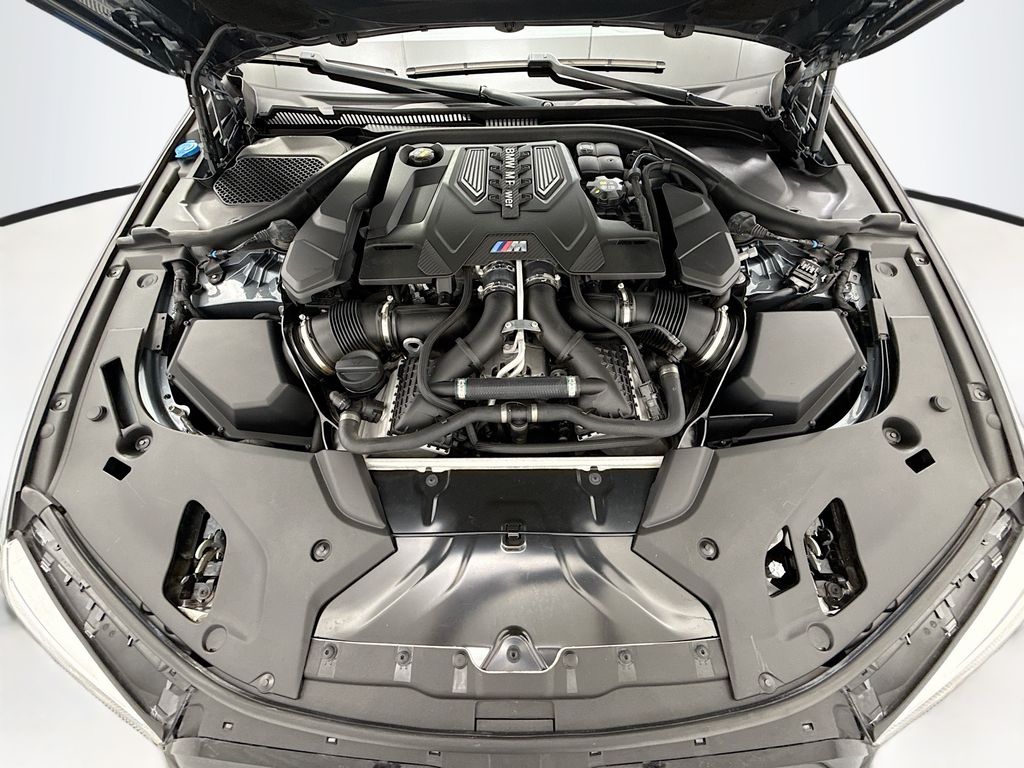 Thumbnail: 2018 BMW M5 - 28