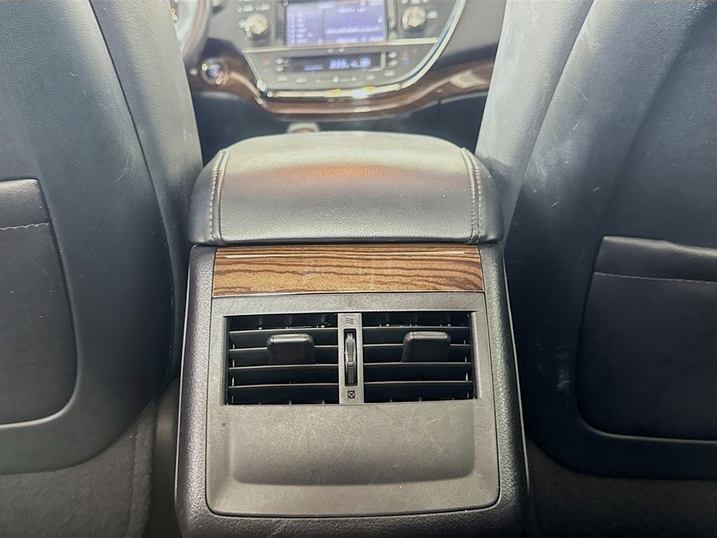 Used Car 2015 Toyota Avalon  Xle Touring For Sale Under $12,000 In Austin, Texas