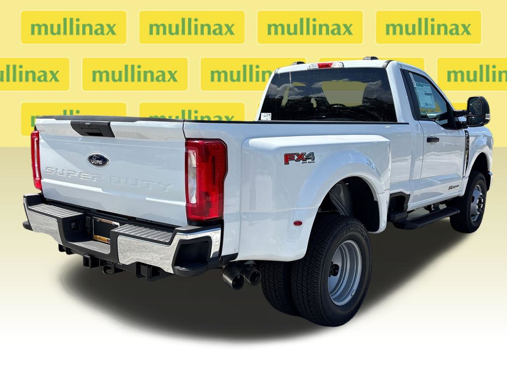 New 2026 White Ford XLT image 4