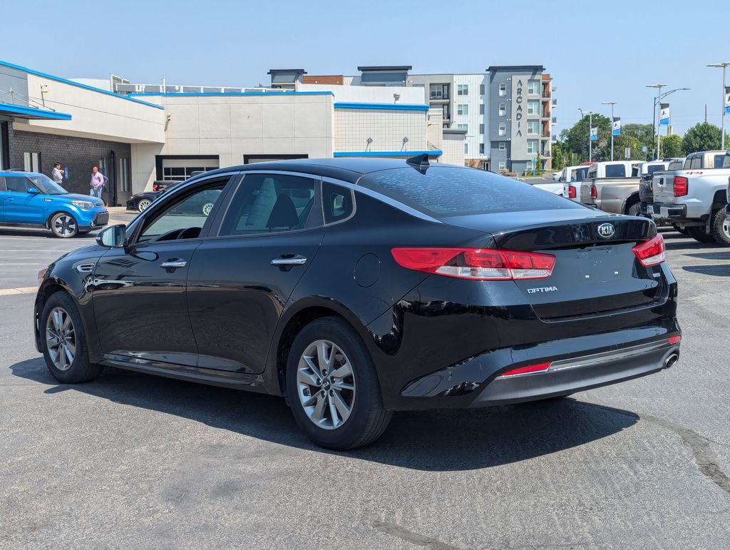 2016 Kia Optima LX 7