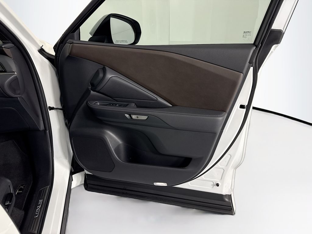 Thumbnail: 2026 Lexus TX - 25