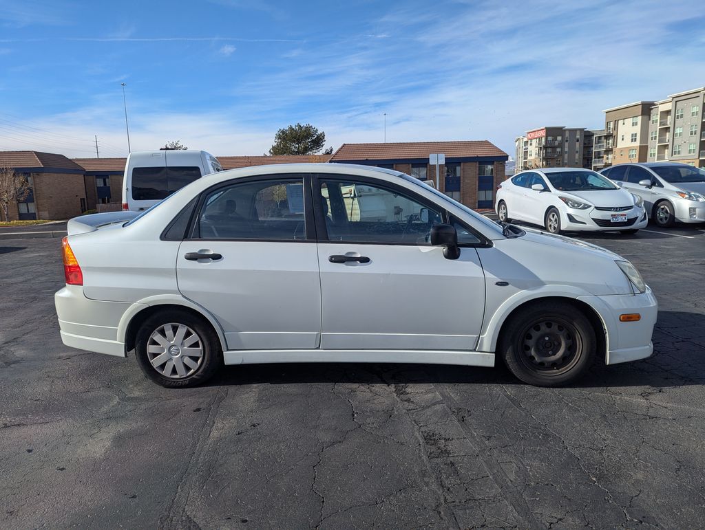 2005 Suzuki Aerio S 8