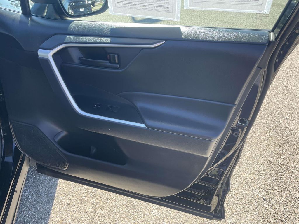 Used 2024 Toyota RAV4 LE 4D Sport Utility