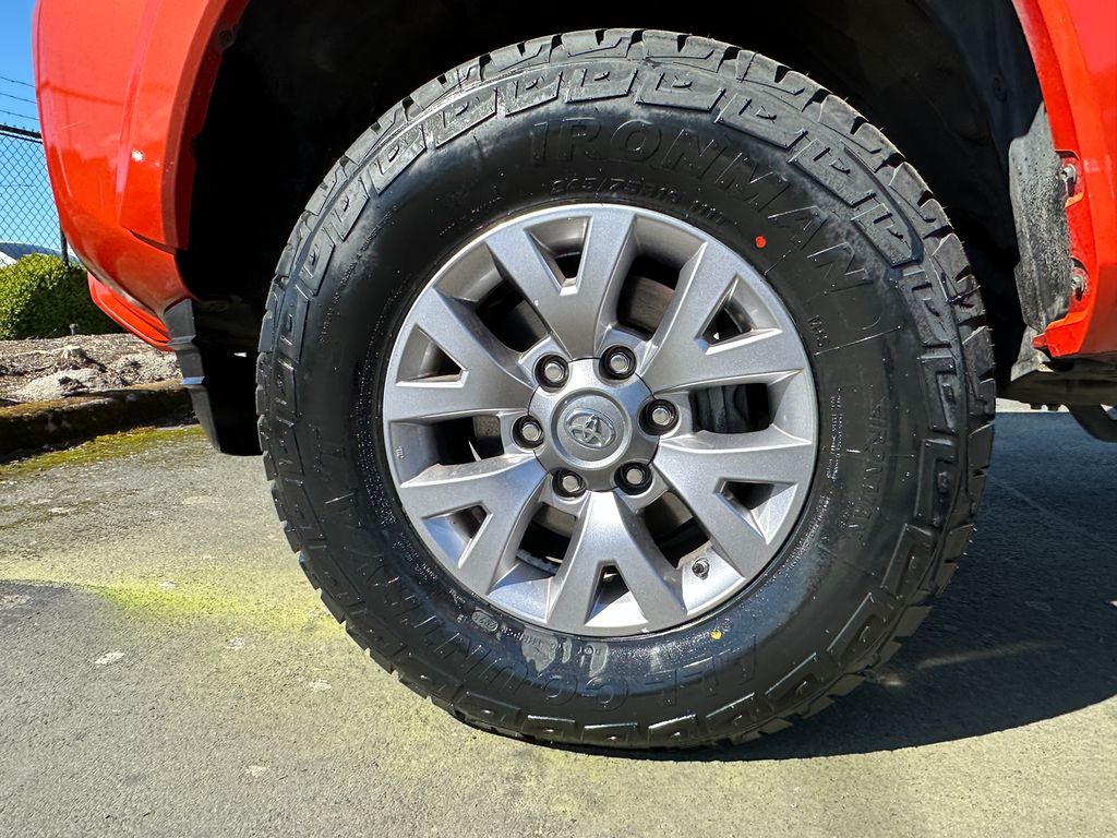 2018 Toyota Tacoma SR5