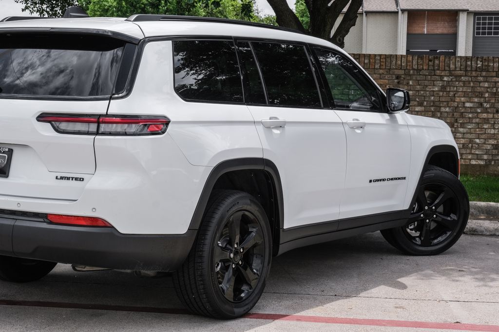 used 2023 Jeep Grand Cherokee L car, priced at $27,900