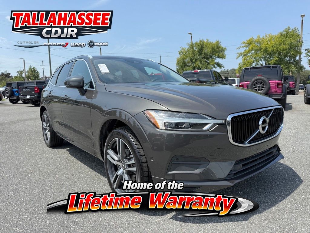 Gray Metallic 2018 Volvo XC60 SUV / Crossover All-Wheel Drive Automatic