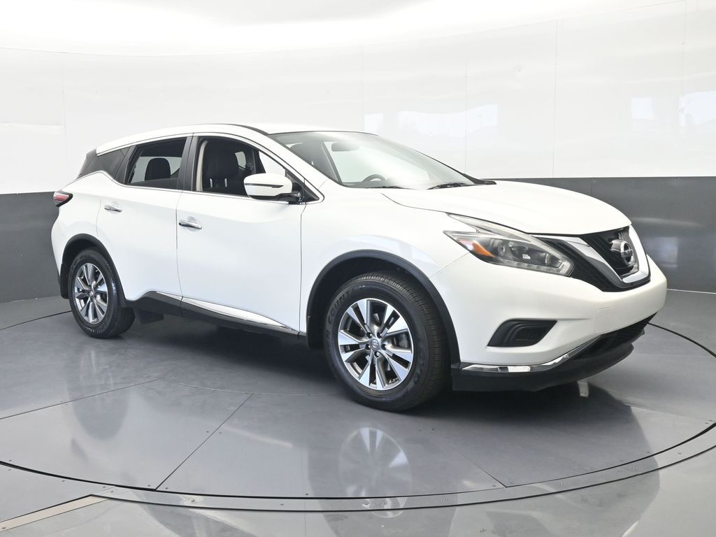 Used 2018 Pearl White Nissan S image 8