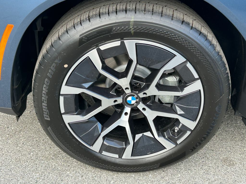Thumbnail: 2026 BMW X3 - 9