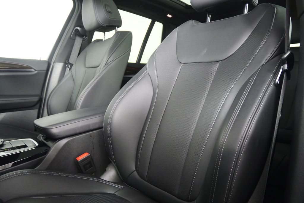 Thumbnail: 2024 BMW X3 - 10