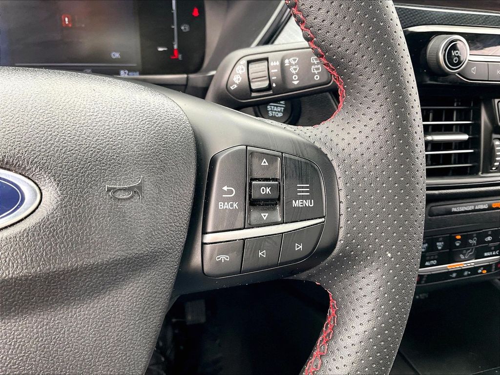 2025 Ford Escape — photo 22