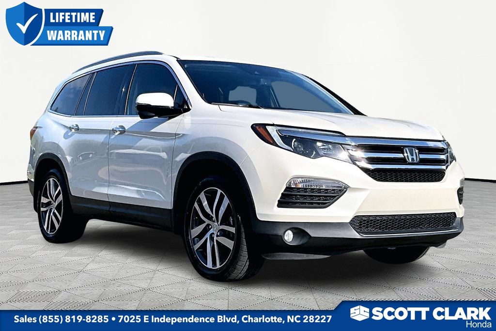 White Diamond Pearl 2017 Honda Pilot Touring SUV / Crossover Front-Wheel Drive 9-Speed Automatic