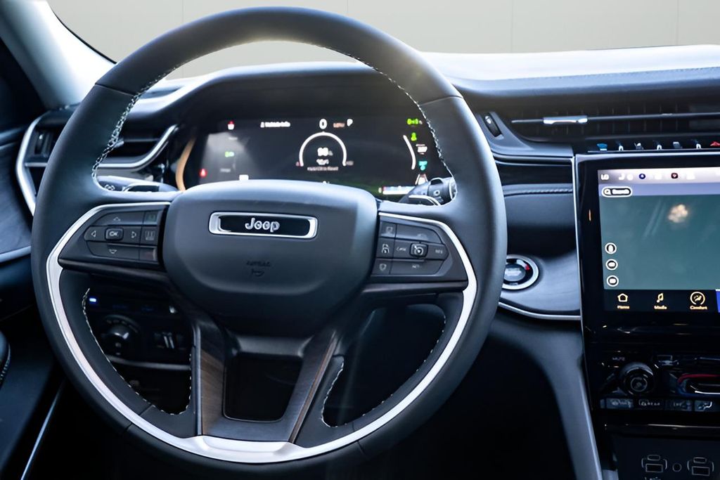 Used Car 2023 Jeep Grand Cherokee  4xe For Sale Under $60,000 In Austin, Texas