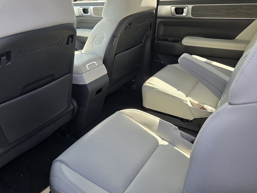 2025 Hyundai Santa Fe - $39,999