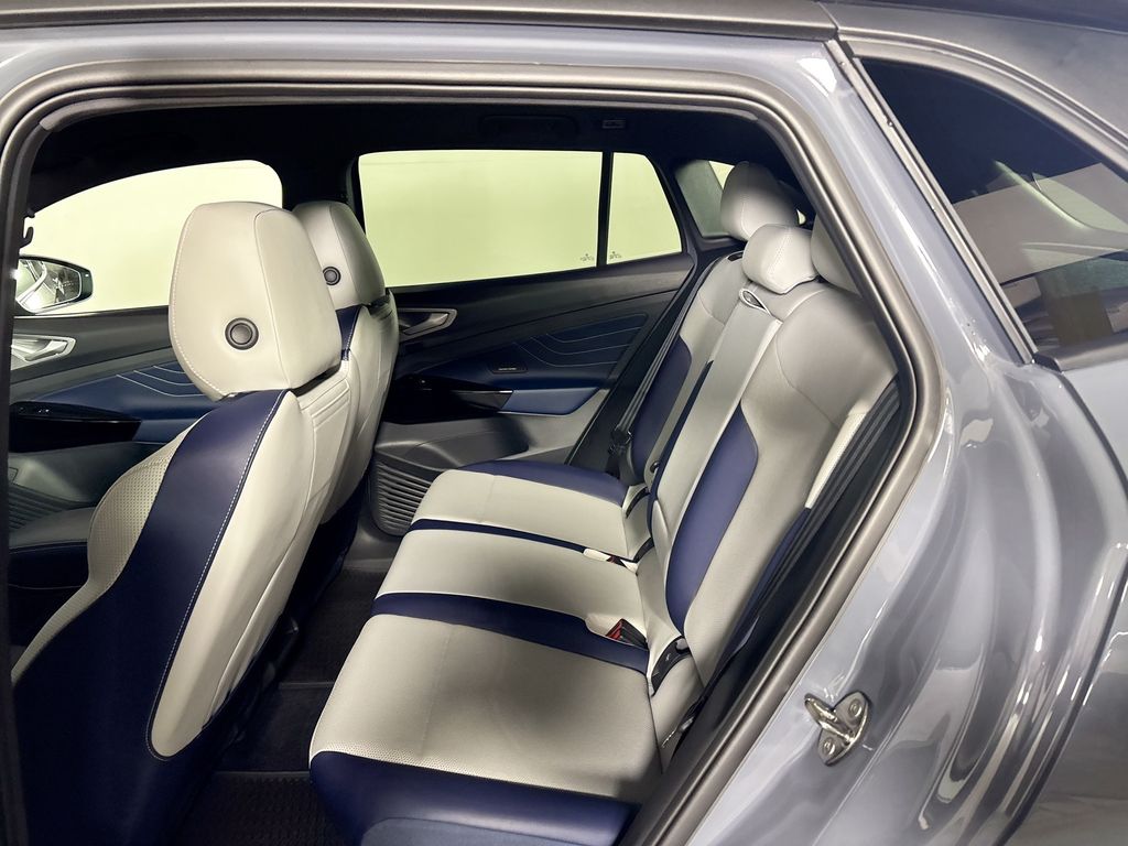 2025 Volkswagen ID.4 Pro S Plus