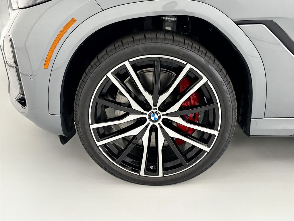 Thumbnail: 2027 BMW X6 - 29