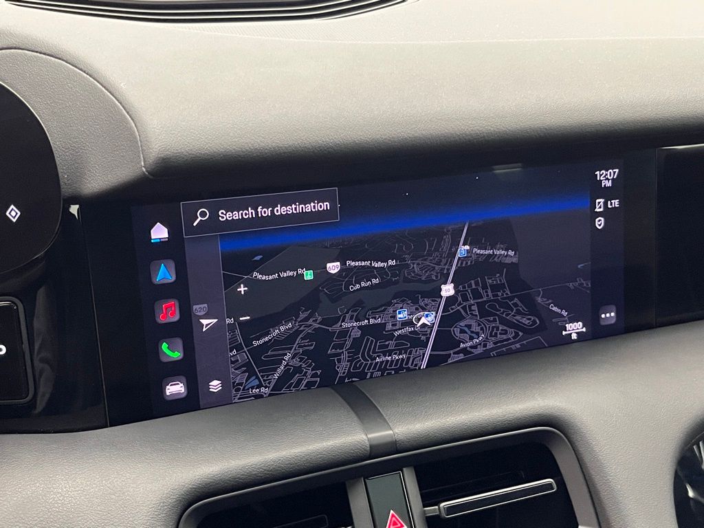 Thumbnail: 2023 Porsche Taycan - 16