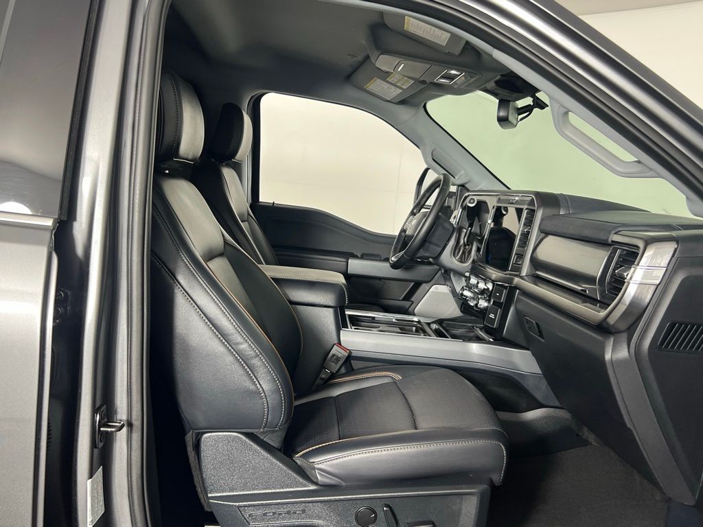 Used 2025 Gray Ford Lariat image 29
