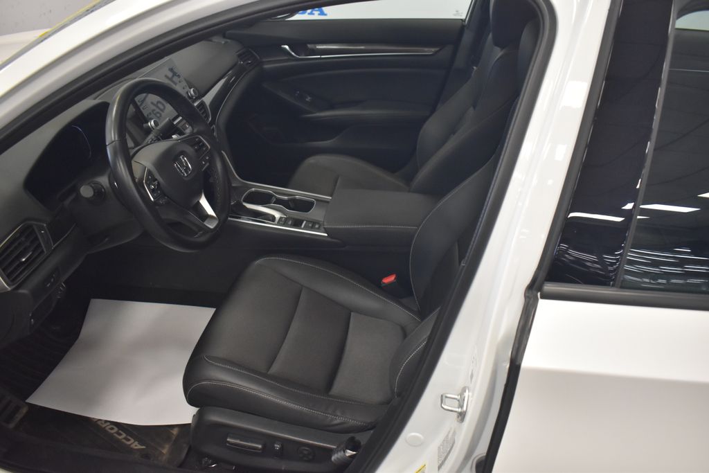 Thumbnail: 2022 Honda Accord - 6