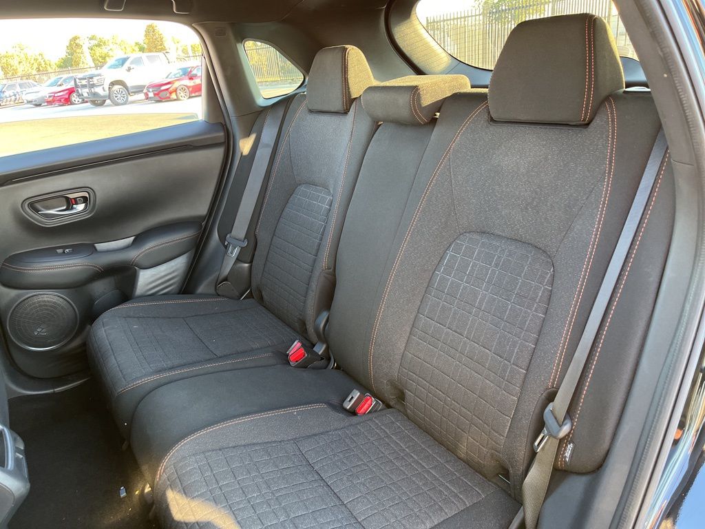 Thumbnail: 2025 Honda HR-V - 24