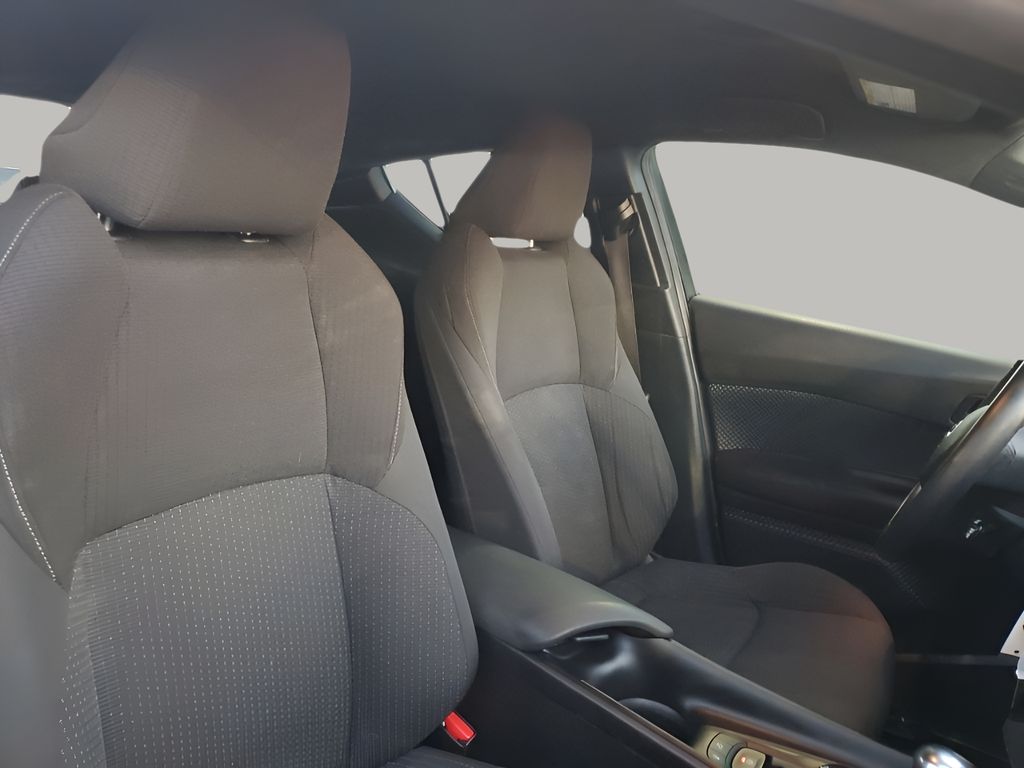 Used Car 2018 Toyota C-hr  Xle For Sale Under $12,000 In Austin, Texas