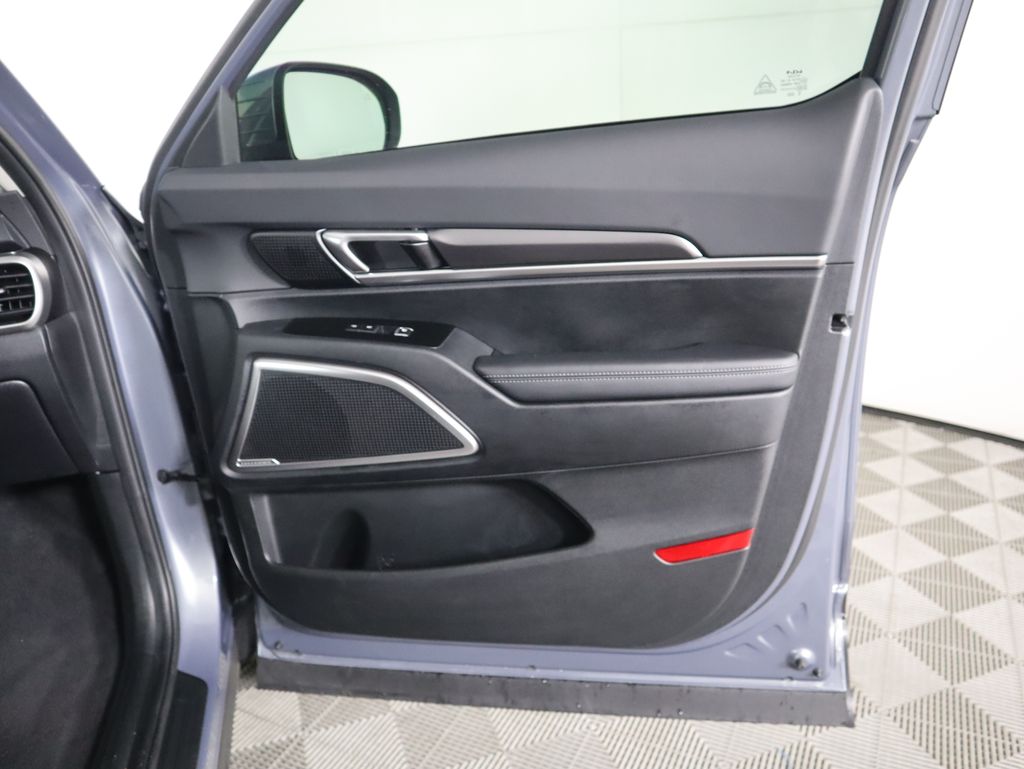 Thumbnail: 2024 Kia Telluride - 26