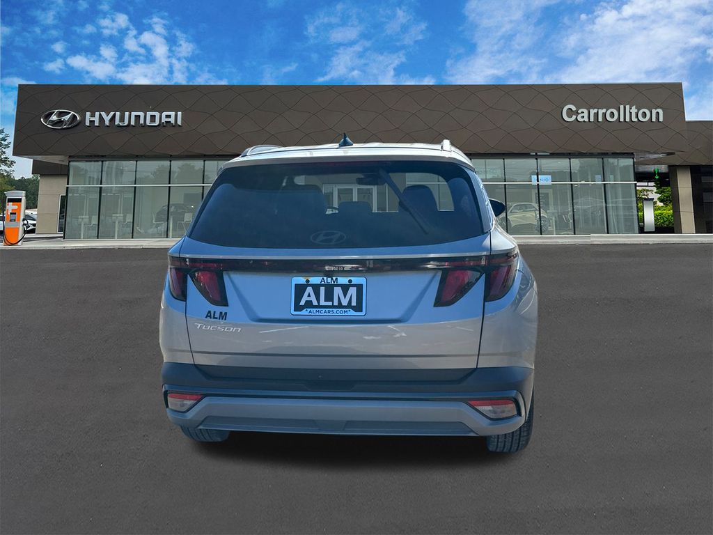 2025 Hyundai Tucson SEL photo 3