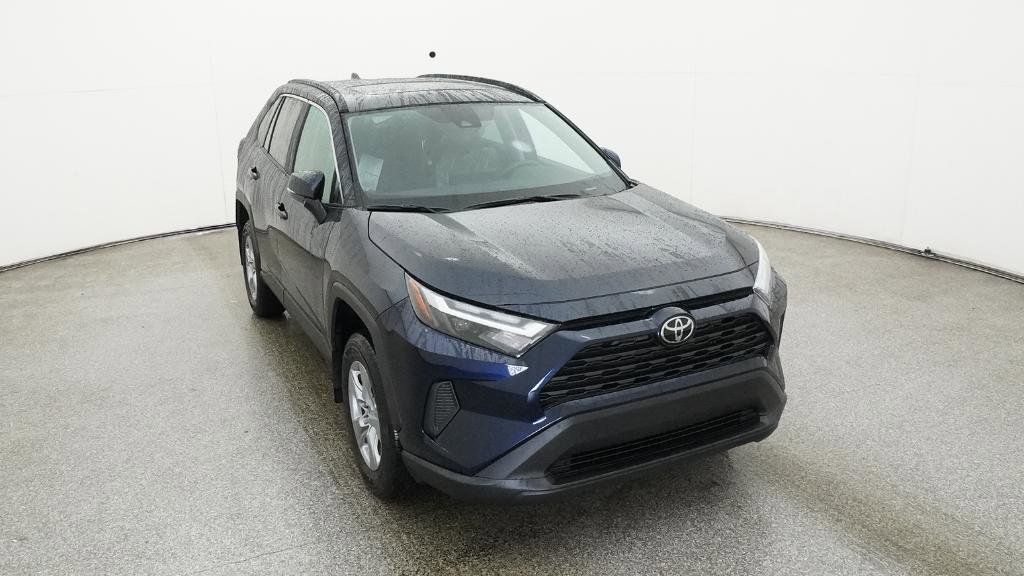 Thumbnail: 2025 Toyota RAV4 - 21