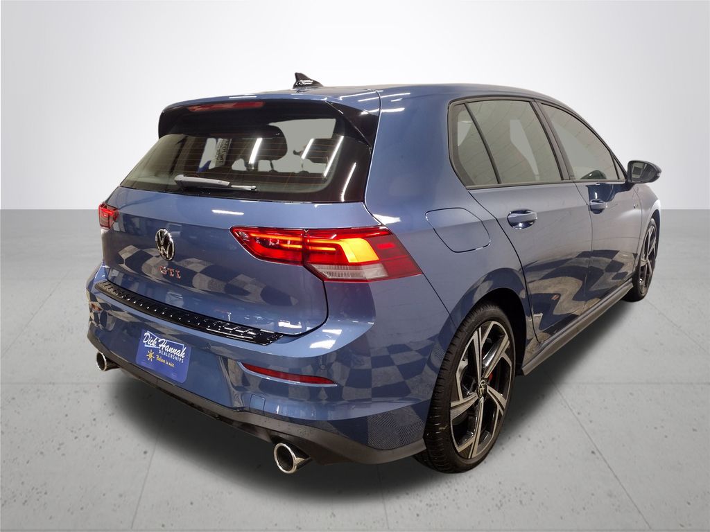 2025 Volkswagen Golf GTI 2.0T SE