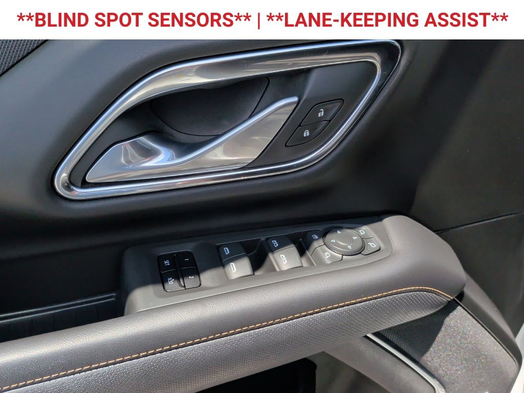 2023 GMC Yukon AT4 - 11