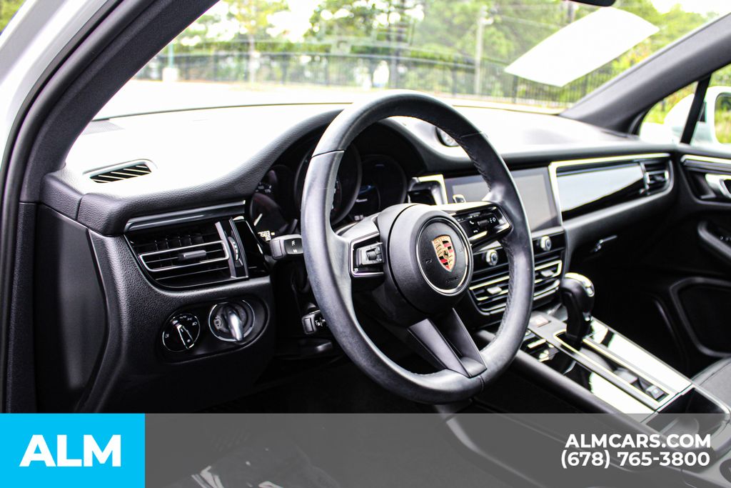 Used 2024 White Porsche Base image 23