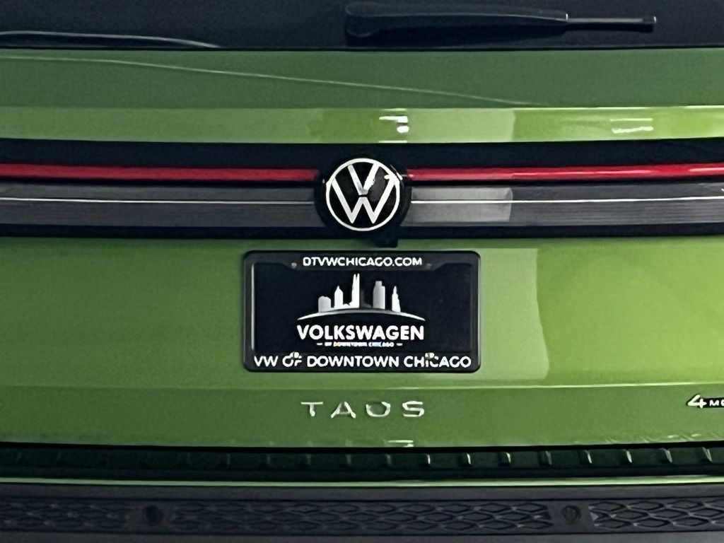 2025 Volkswagen Taos SEL - Photo 34
