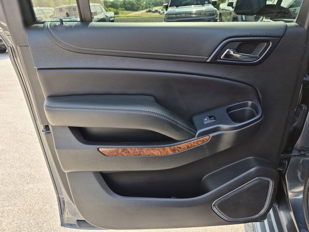 Used Car 2019 Chevrolet Suburban  Premier For Sale Under $30,000 In Austin, Texas