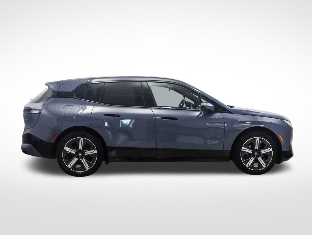 Thumbnail: 2024 BMW iX - 6
