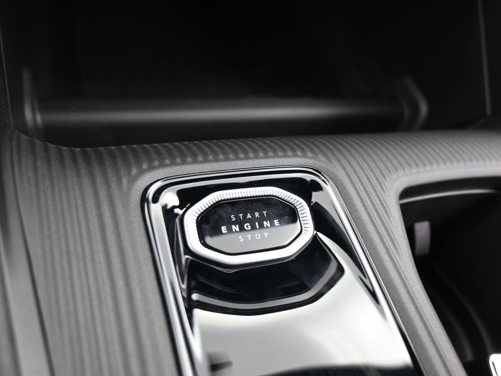 New 2026 Sting-Gray Clearcoat Jeep Laredo image 18