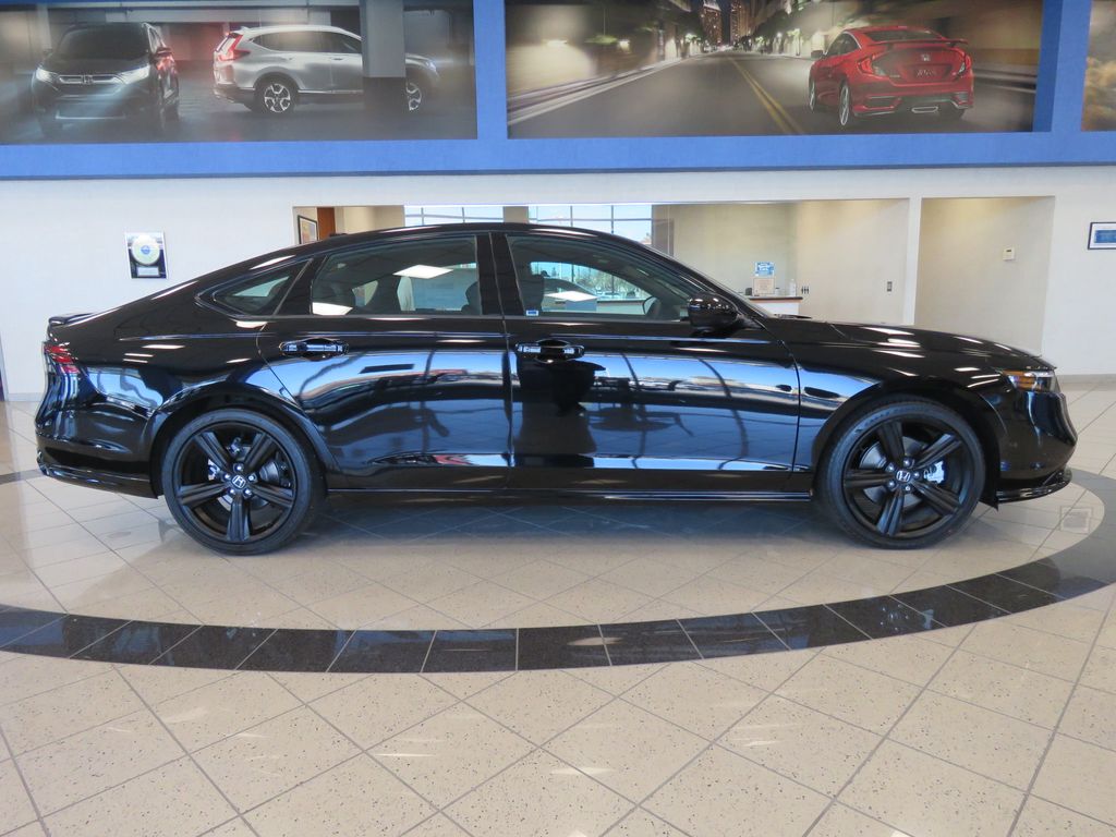 Thumbnail: 2025 Honda Accord - 3