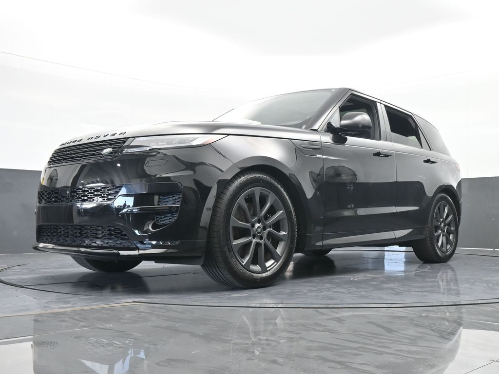 Used 2024 Black Land Rover Dynamic SE image 57