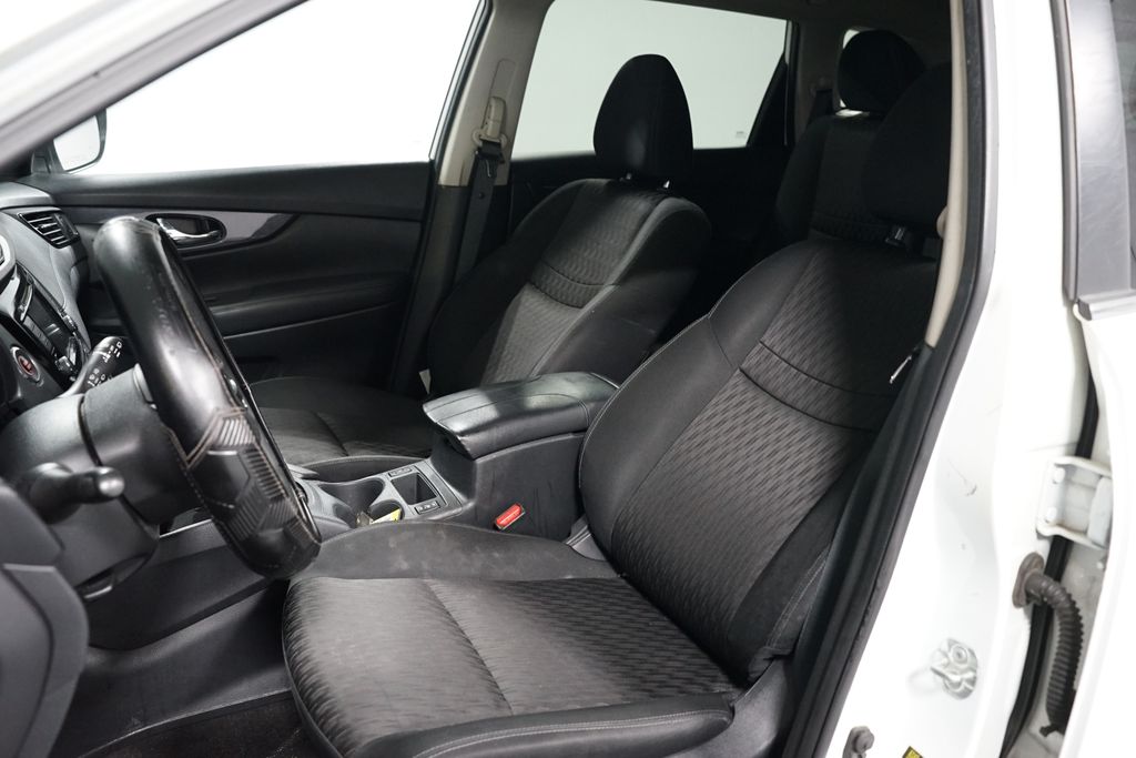 Thumbnail: 2018 Nissan Rogue - 6